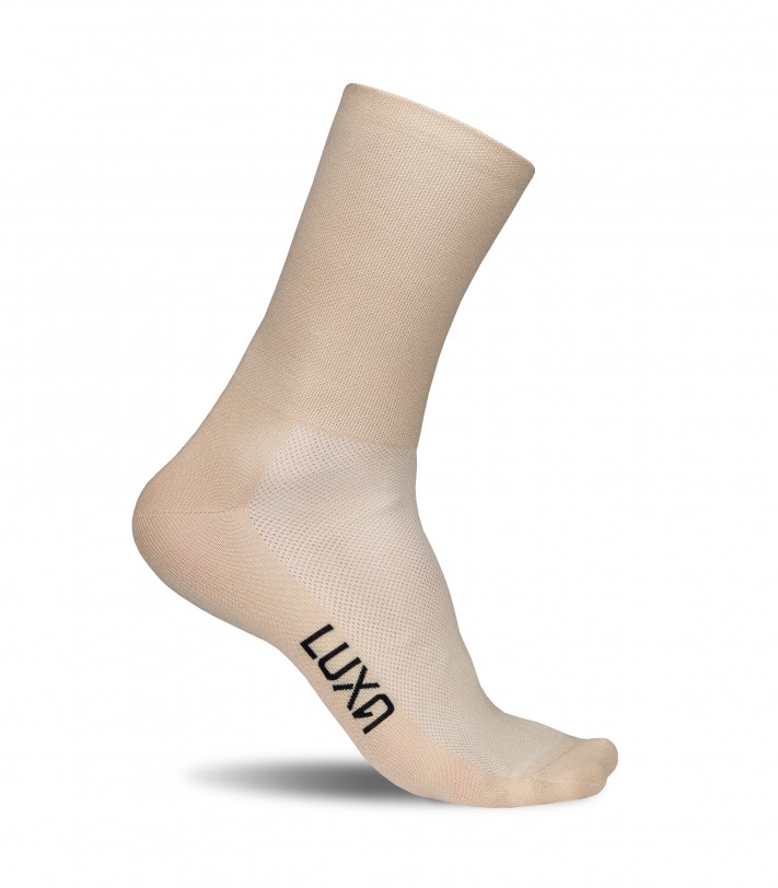 Luxa Classic Latte socks for road cyclists and coffee lovers. Skin-friendly fibers.