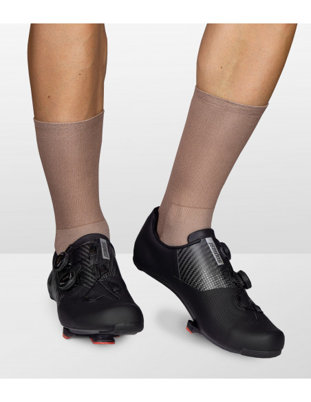 Suplest road pro black shoes and brown classic cacao Luxa socks
