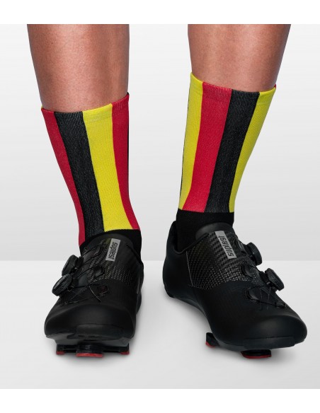 narodowe barwy flagi Belgii to kolejna edycja skarpetek rowerowych we flagi różnych krajów