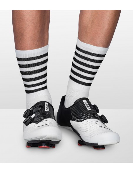 socks in classic look with horizontal stripes around