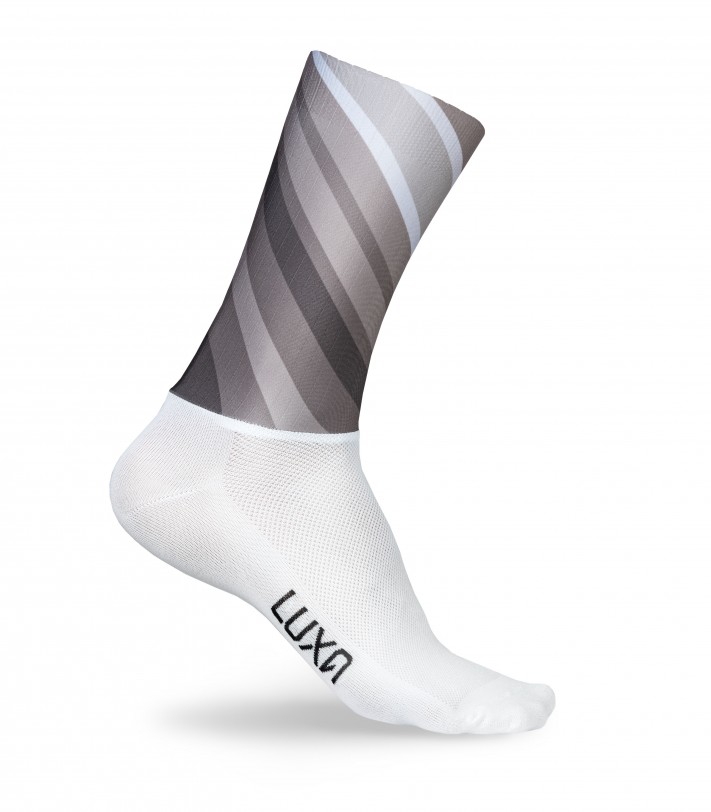 Magnetico Gray AERO Cycling Socks - Luxa