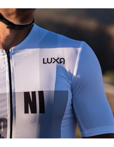 Manifest Cycling Jersey