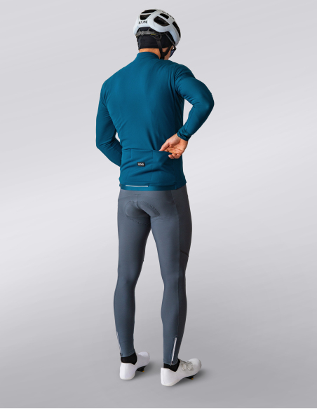 Fahrradjacke Terra Shadow Navy - Rückansicht mit drei Taschen