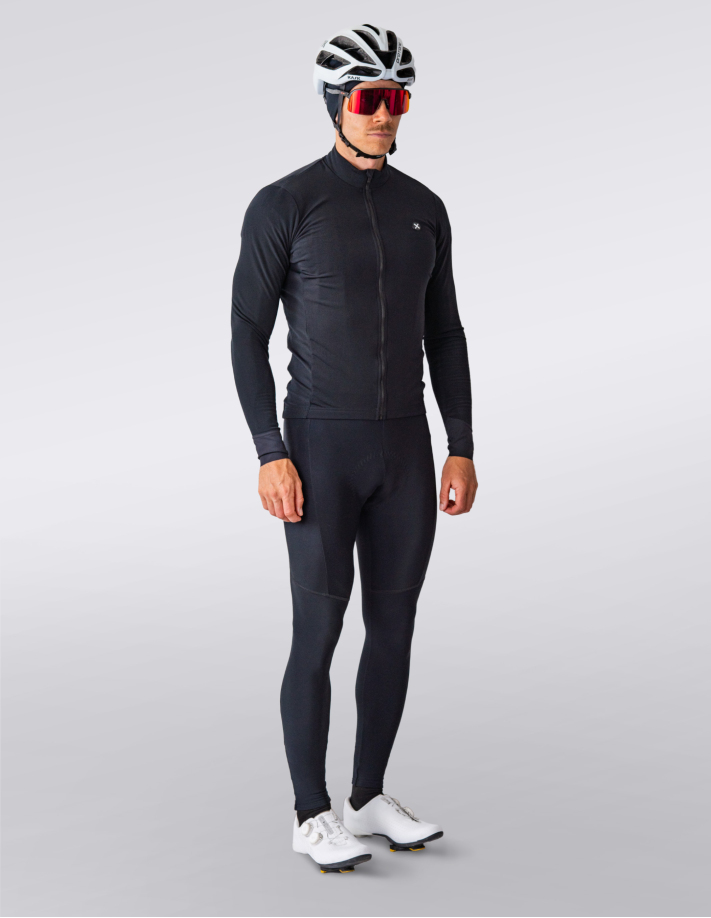 Element Black zestawione z bluzą Terra