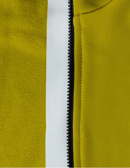 Fahrradtrikot Terra Gold Ochre - Detailaufnahme von Material und Reißverschluss