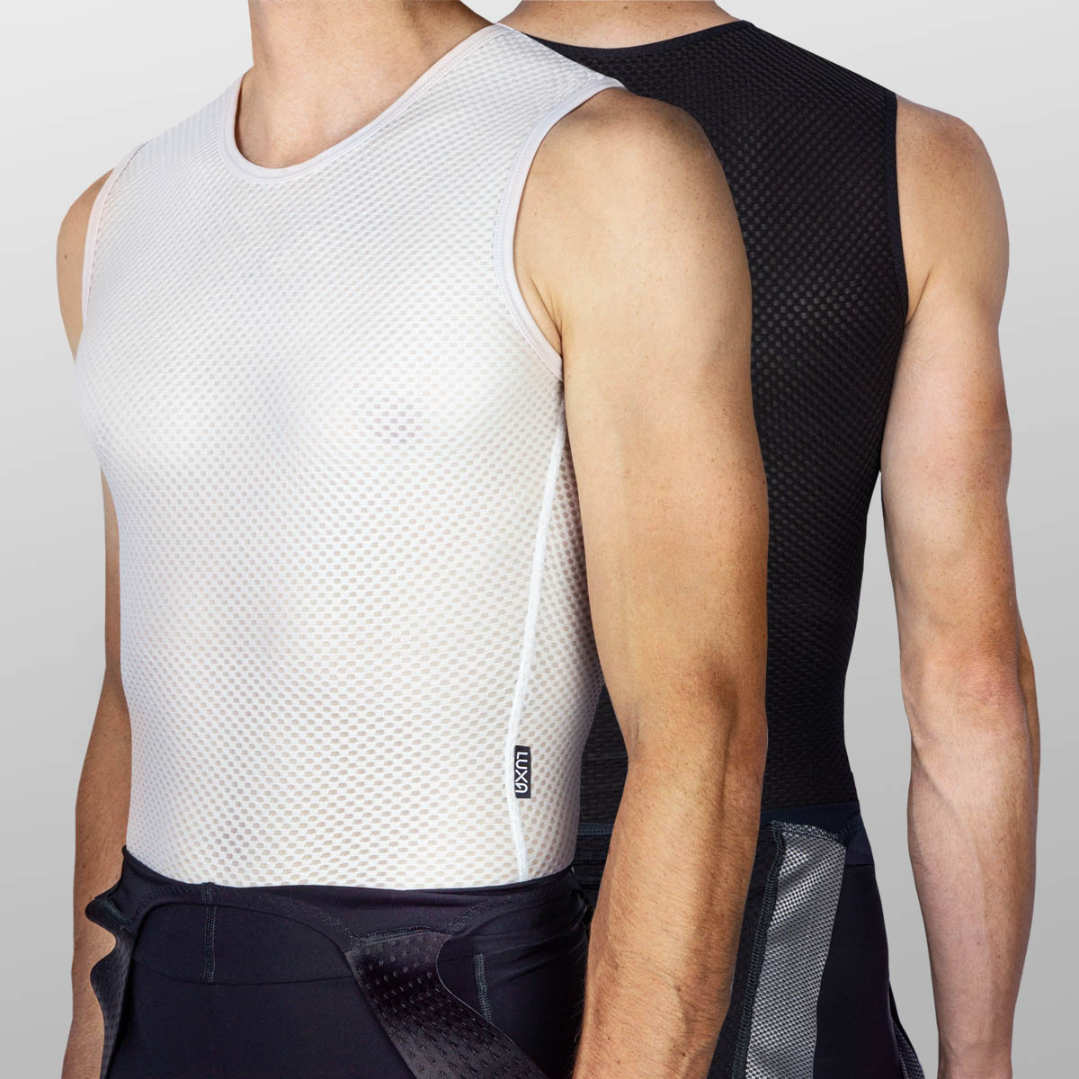 summer base layers in two colors. Perfect to wear in every season under your jersey or long sleeve